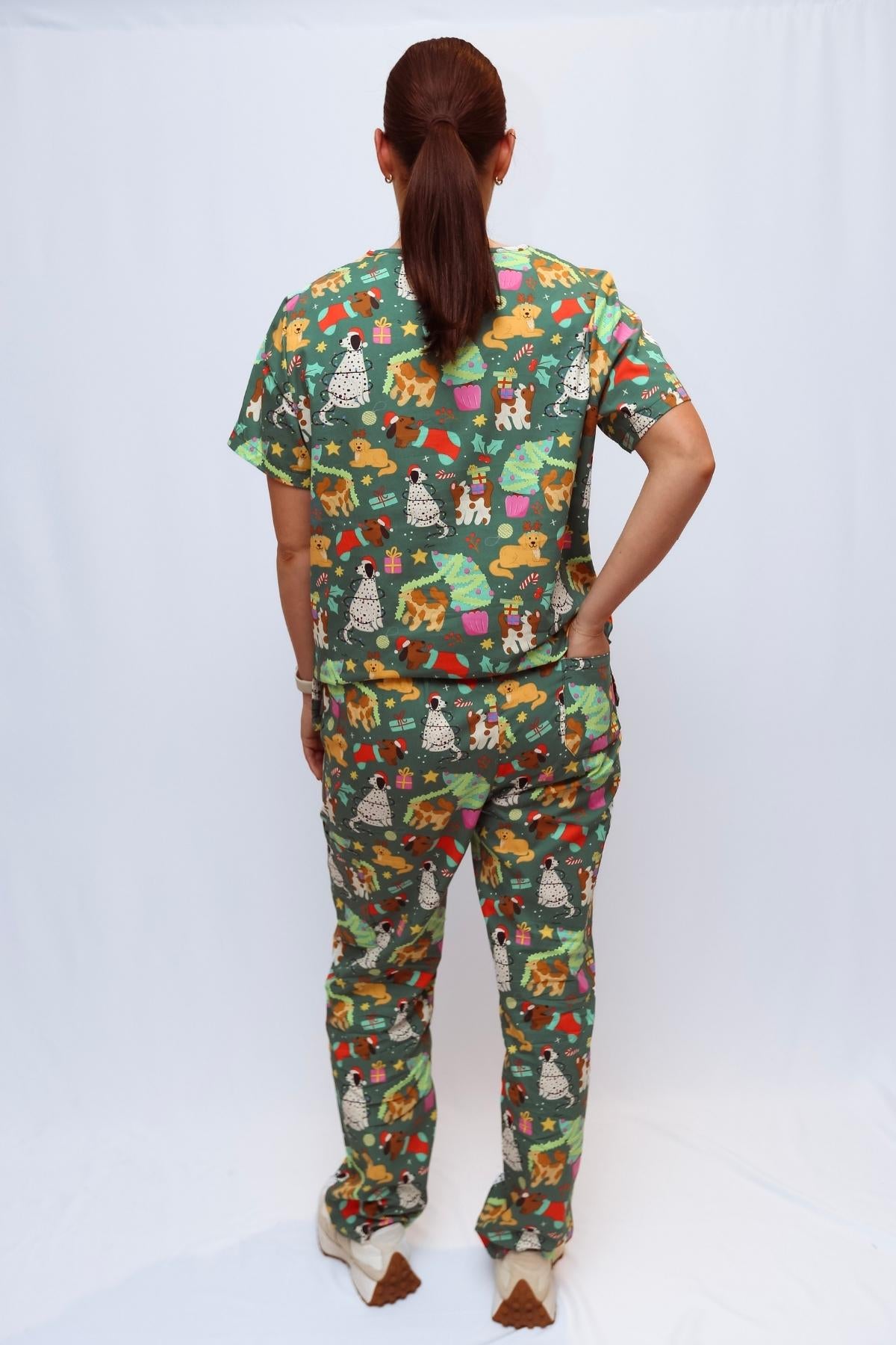 Christmas Puppies Scrub Set