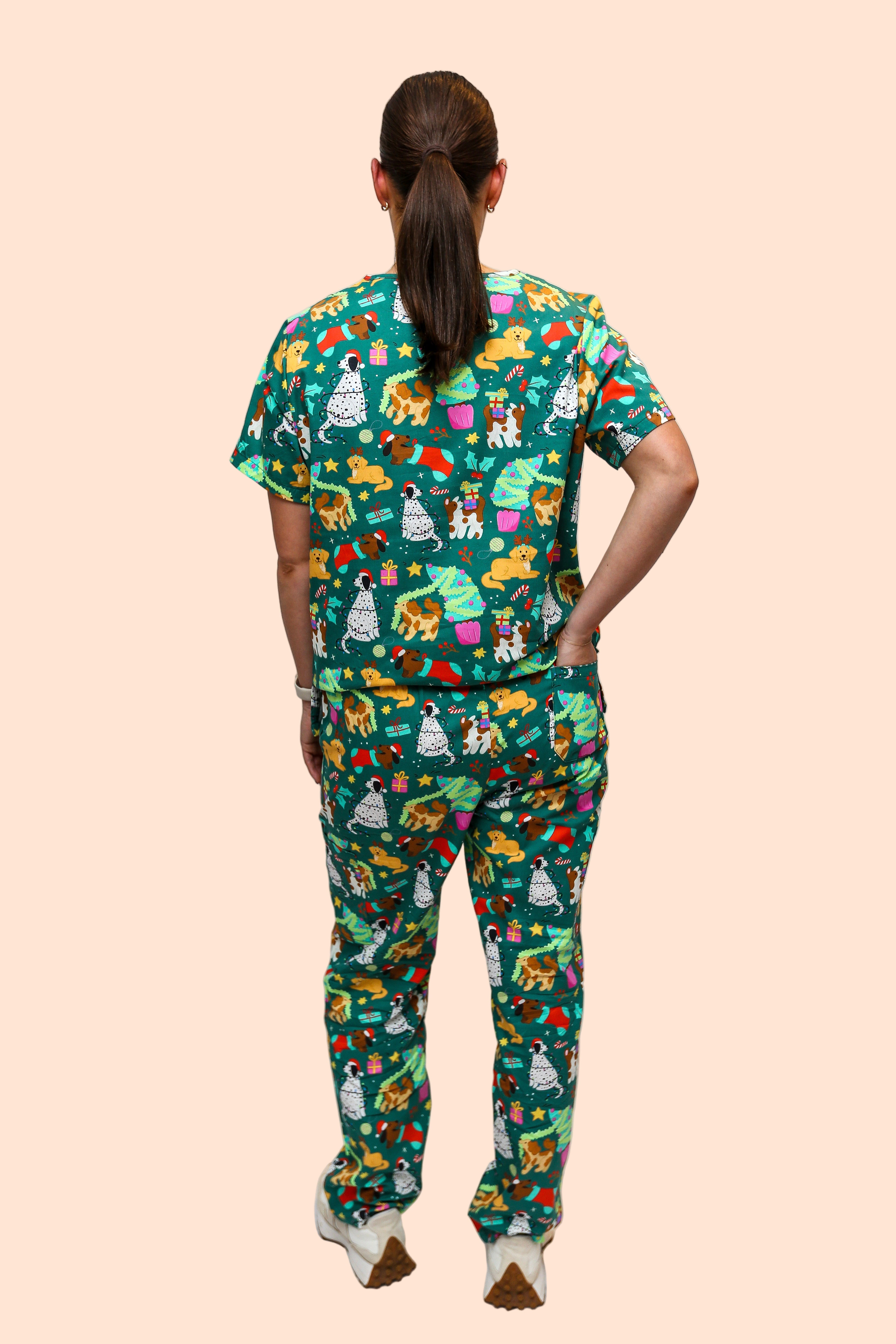 Christmas Puppies Scrub Set